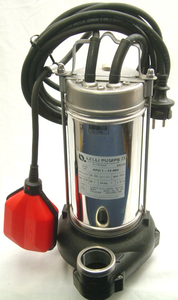 Pompa submersibila de drenaj Lelli Pumps tip APD 1-14 MG pentru ape pluviale;  monofazic cu plutitor 0,73kW - 230V - 3,3A; pasaj de trecere 5mm; inaltime maxima de ridicare 18m; debit maxim 21 m3/h;  punct de lucru 15m3/h la 6m; paleta tip vortex din otel inoxidabil; greutate 9 Kg; iesire filet interior 5/4”